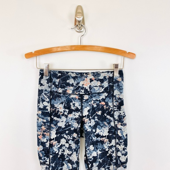 Lululemon Speed Up Crop *21" Spring Bloom Multi - Picture 5 of 9